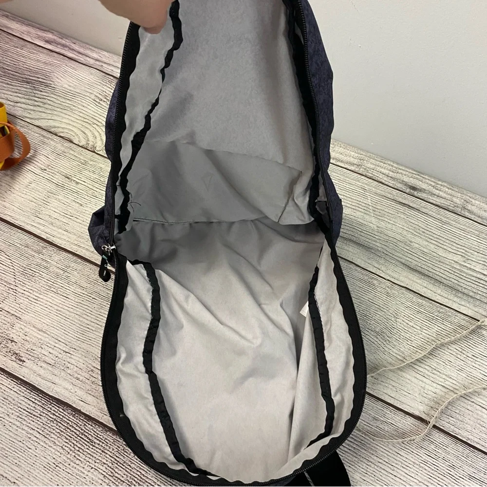 Ivivva By Lululemon Blue & Black Speckled Light Weight Backpack